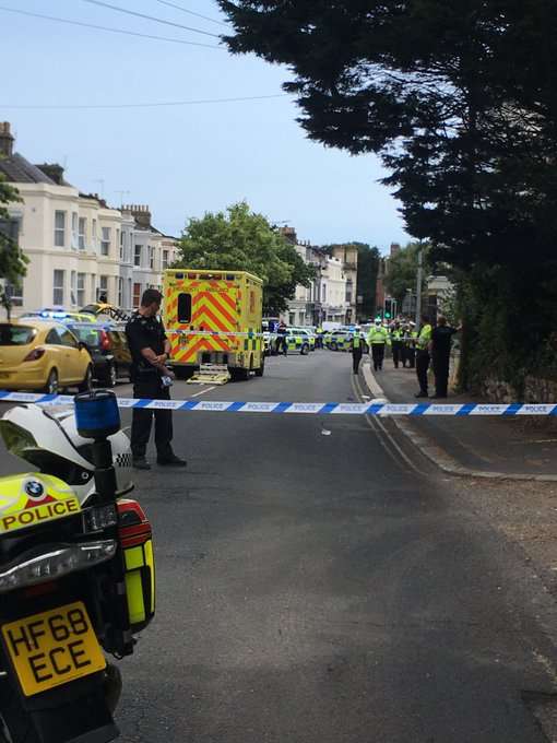 St Leonards Police Pursuit Ends In Serious Collision: Teens Injured