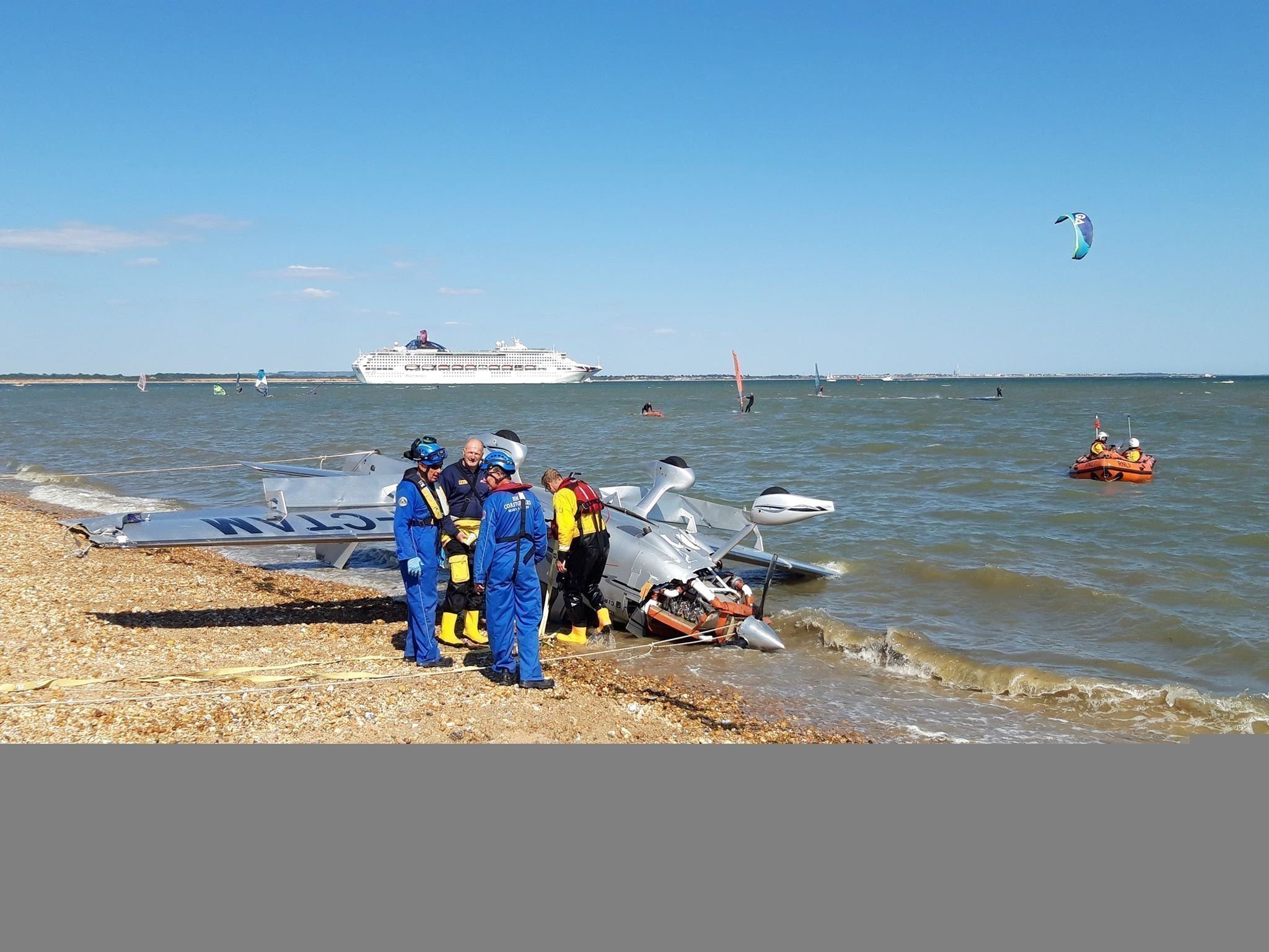 Light Aircraft Ditches Off Calshot Spit