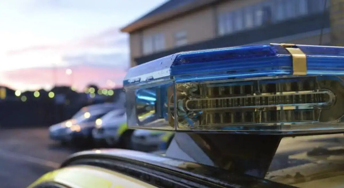 Security Van Driver Targeted in Bold Mansfield Road Robbery Attempt – Police Hunt Key Witness