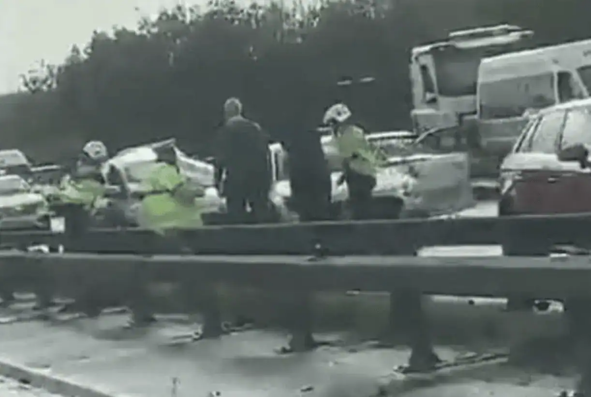 Two Hampshire Police Officers Seriously Injured After Crash on M27 Chaos
