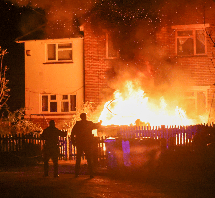 Police Officers Risk Their Own Lives To Rescue Family Trapped In Property By Caravan Blaze In Maidstone