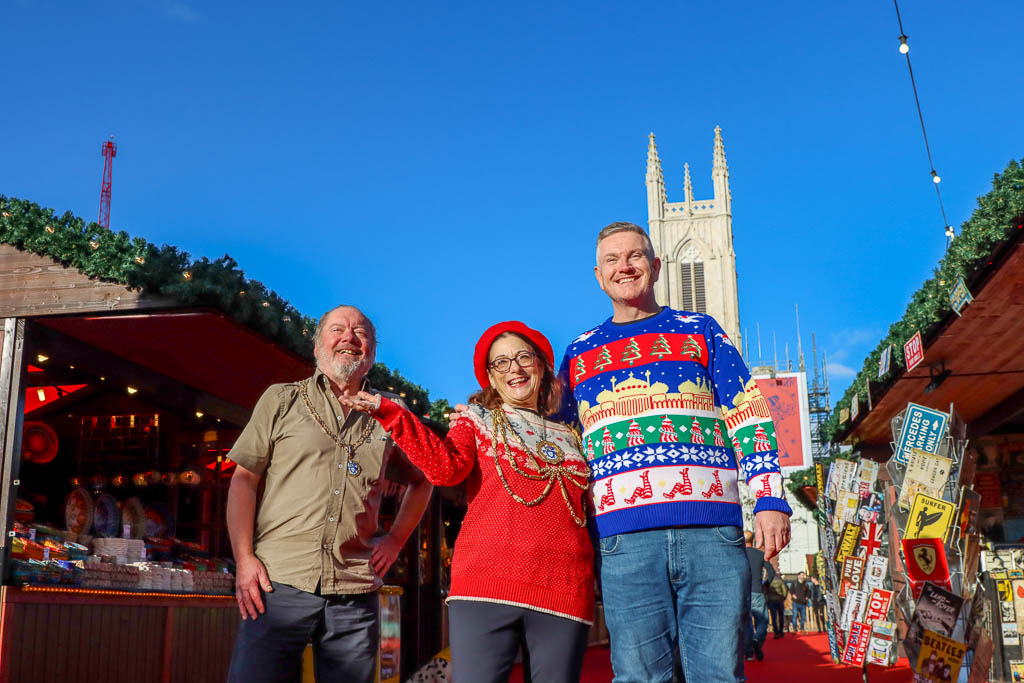 Brighton & Hove Mayor Opens Brighton Christmas Festival!