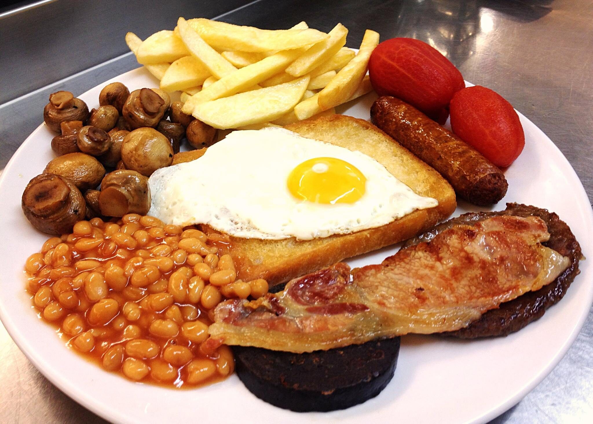 The famous Brighton Original ‘Gut Buster’ could be at risk as local intuition “Market Diner” goes on the market – (ID 537428)