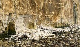 Warning to walkers after Wave Cut Platforms appear below cliffs in Peacehaven – (ID 537435)