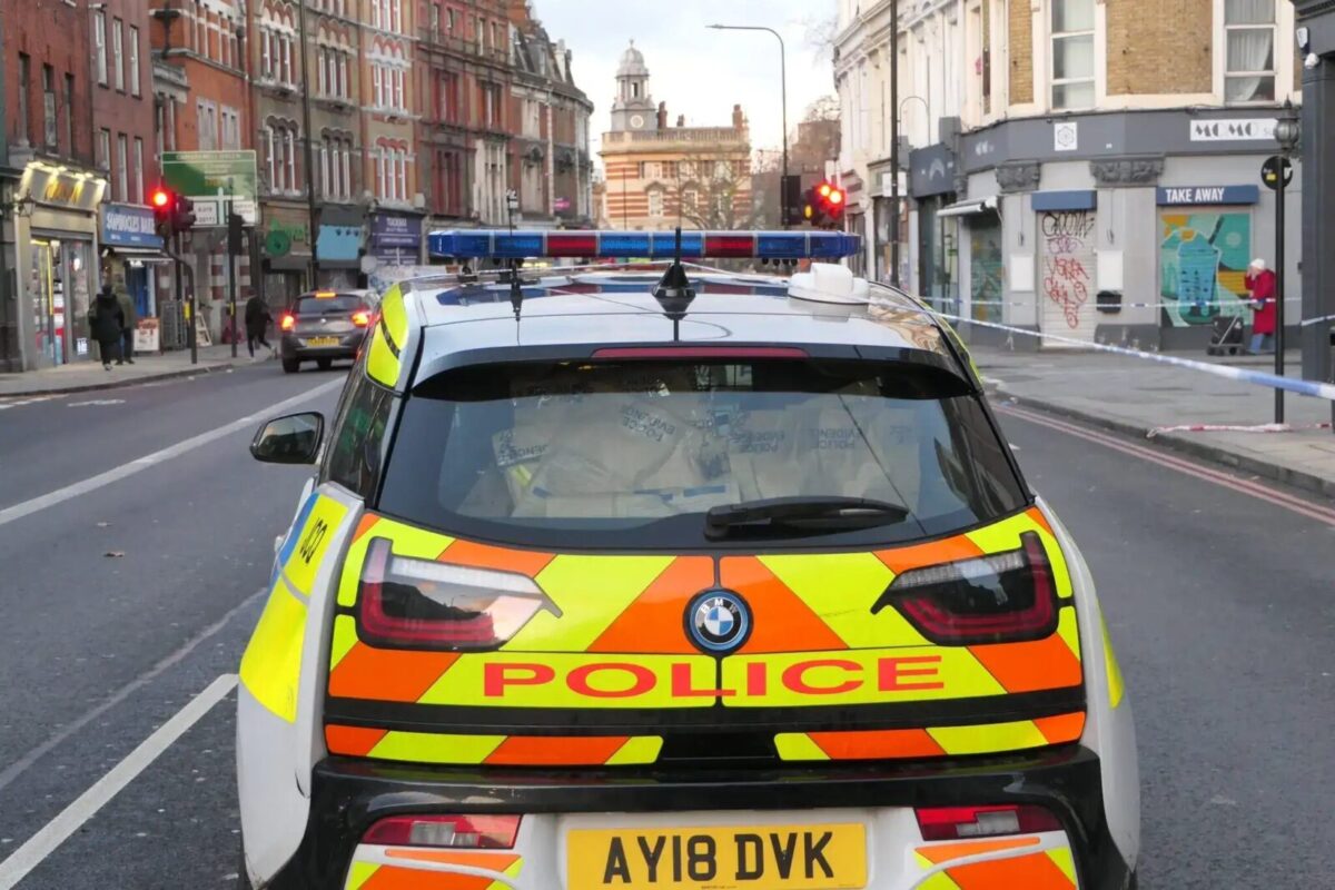 Critical Shooting in Southwark: 20-Year-Old Injured, Police Seek Witnesses After Peckham Gunfire