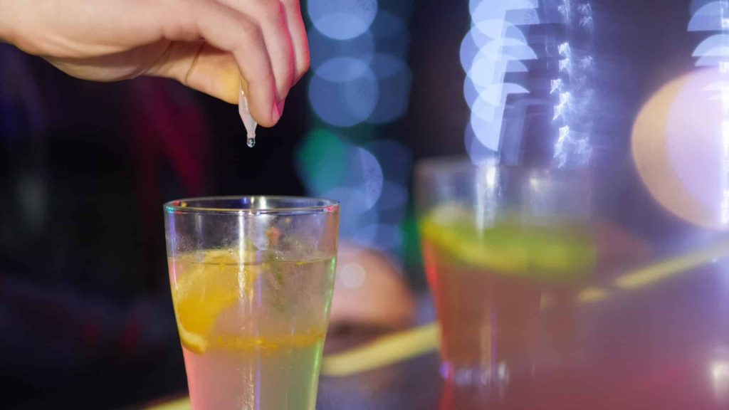 Ahead Of New Year’s Eve Parties, Police Are Reiterating Advice On What To Do If You Or Someone You Know May Have Been Spiked – Report T To The  Police And Get Tested By Them Quickly