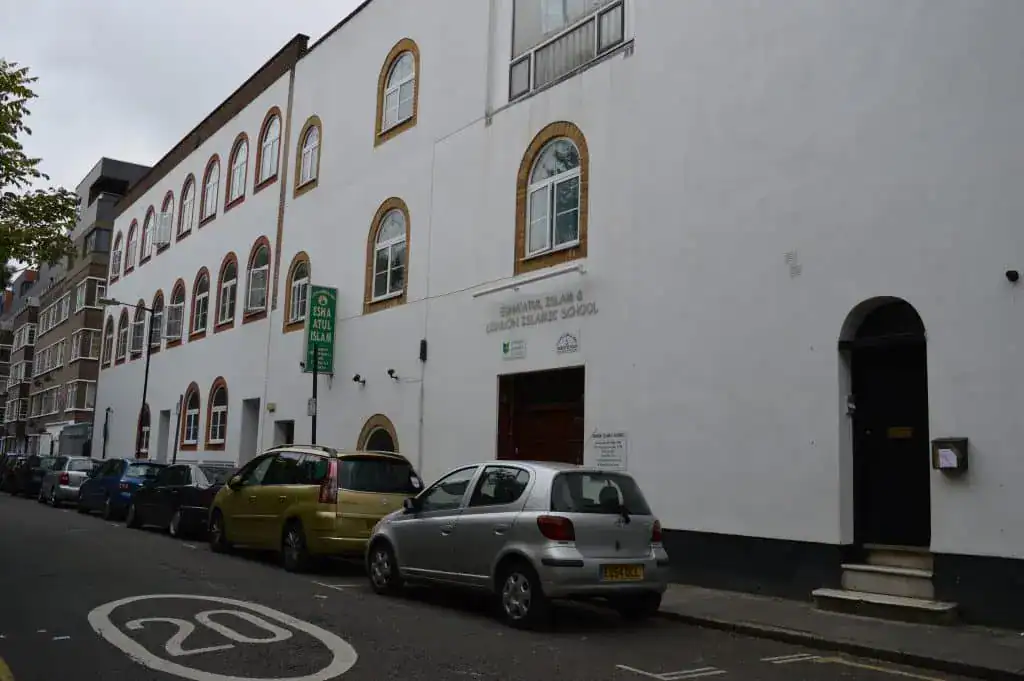 Knife Scare at East London Mosque: Man Charged with Offensive Weapons After Police Arrest