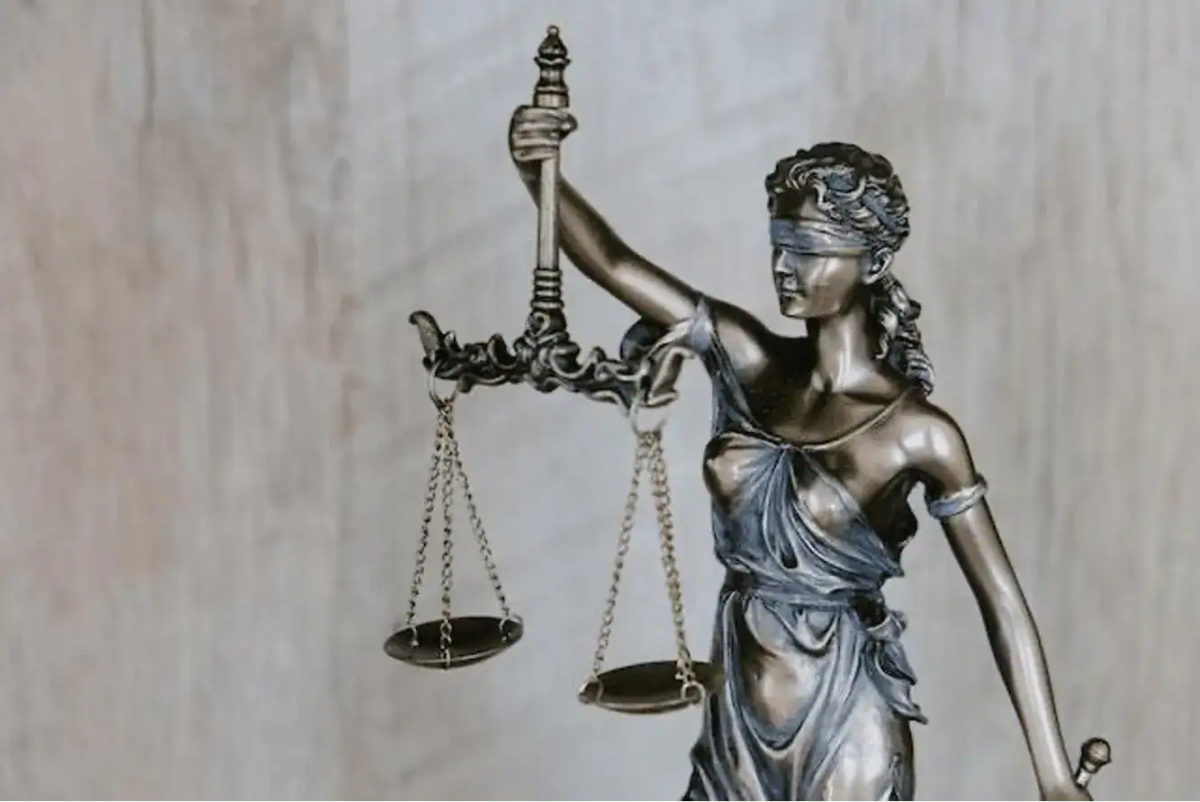 Familiar Faces: Who You Need To Know In A Personal Injury Case