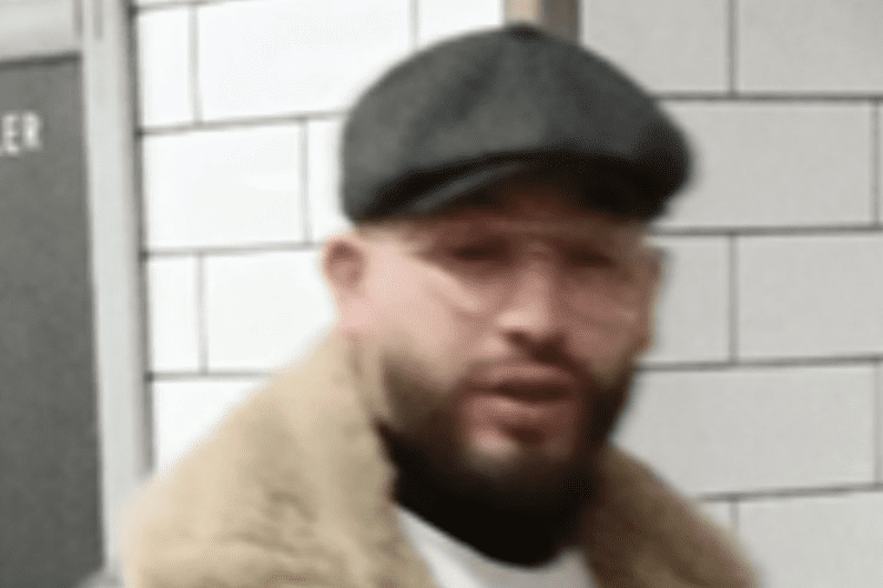 Police Investigating A Sexual Assault On A Central Line Underground Train Are Today Releasing This Image Of A Suspect