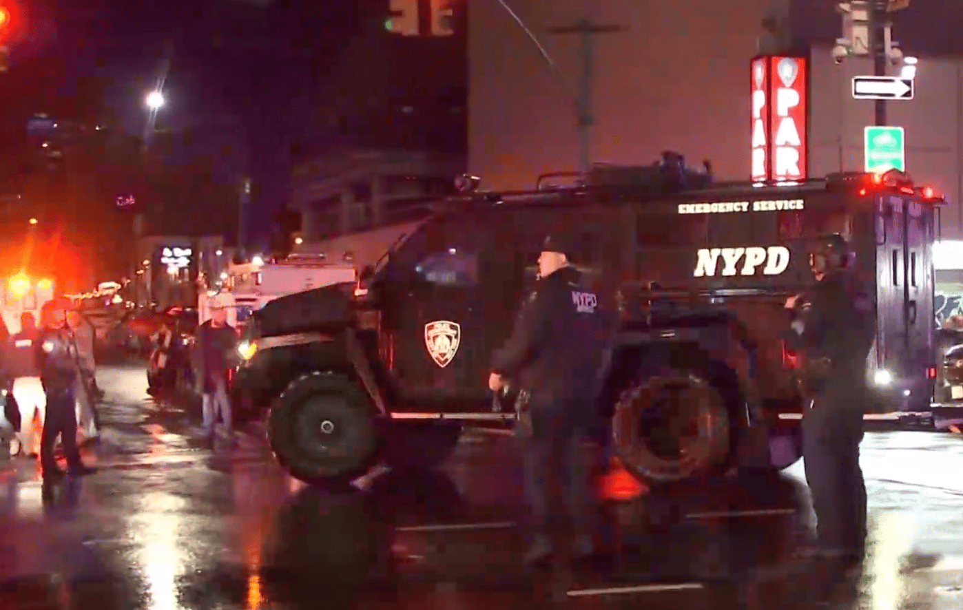 Machete Attack On Cops Near Times Square Investigated As Possible Terror Incident On New Years Eve