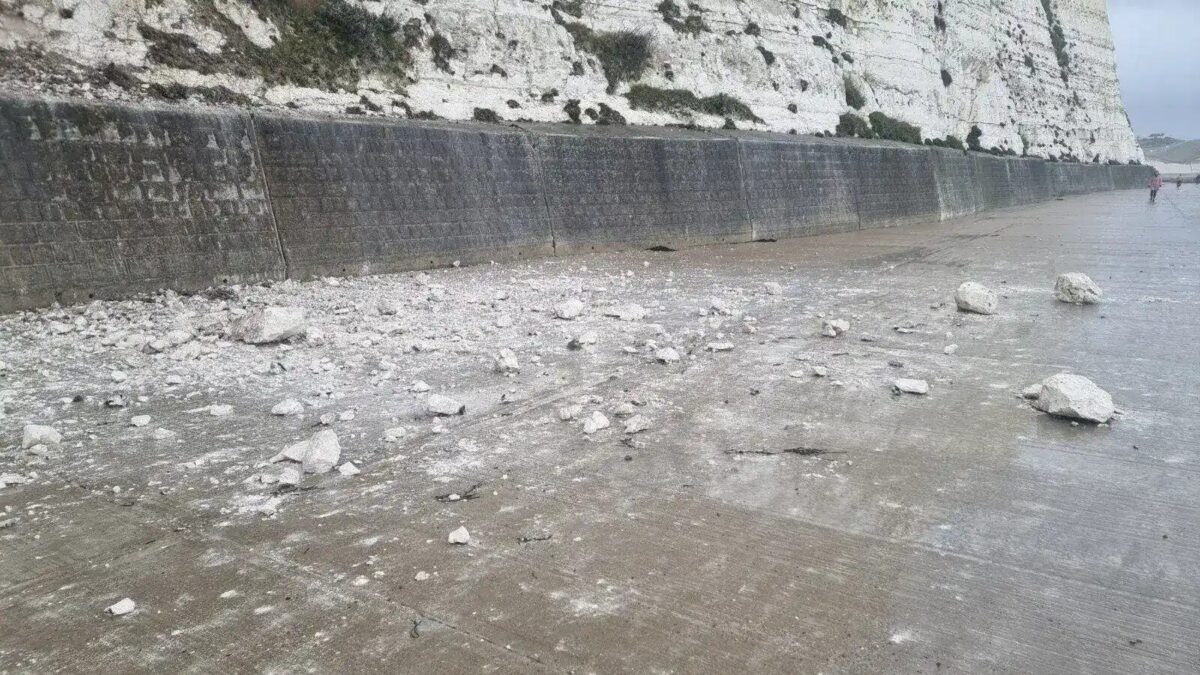 Undercliff Walk temporarily closed after recent chalk fall