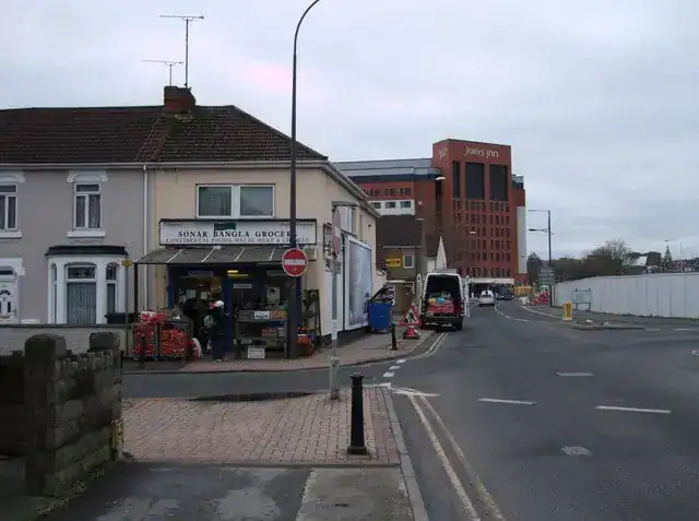 Teen Suffers Brutal Punch and Teeth Knocked Out After Minor Fall in Swindon – Police Urge Witnesses to Come Forward