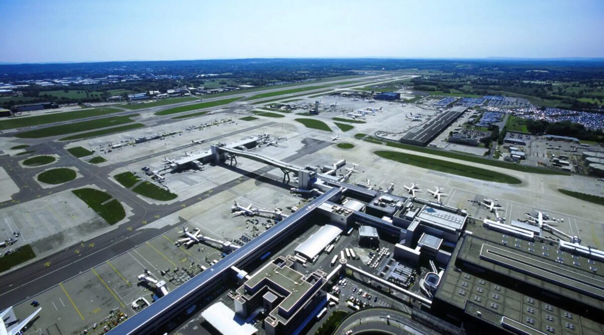 Gatwick Airport Bounces Back with 32.8 Million Passengers in 2022, Long-Haul Flights Surge