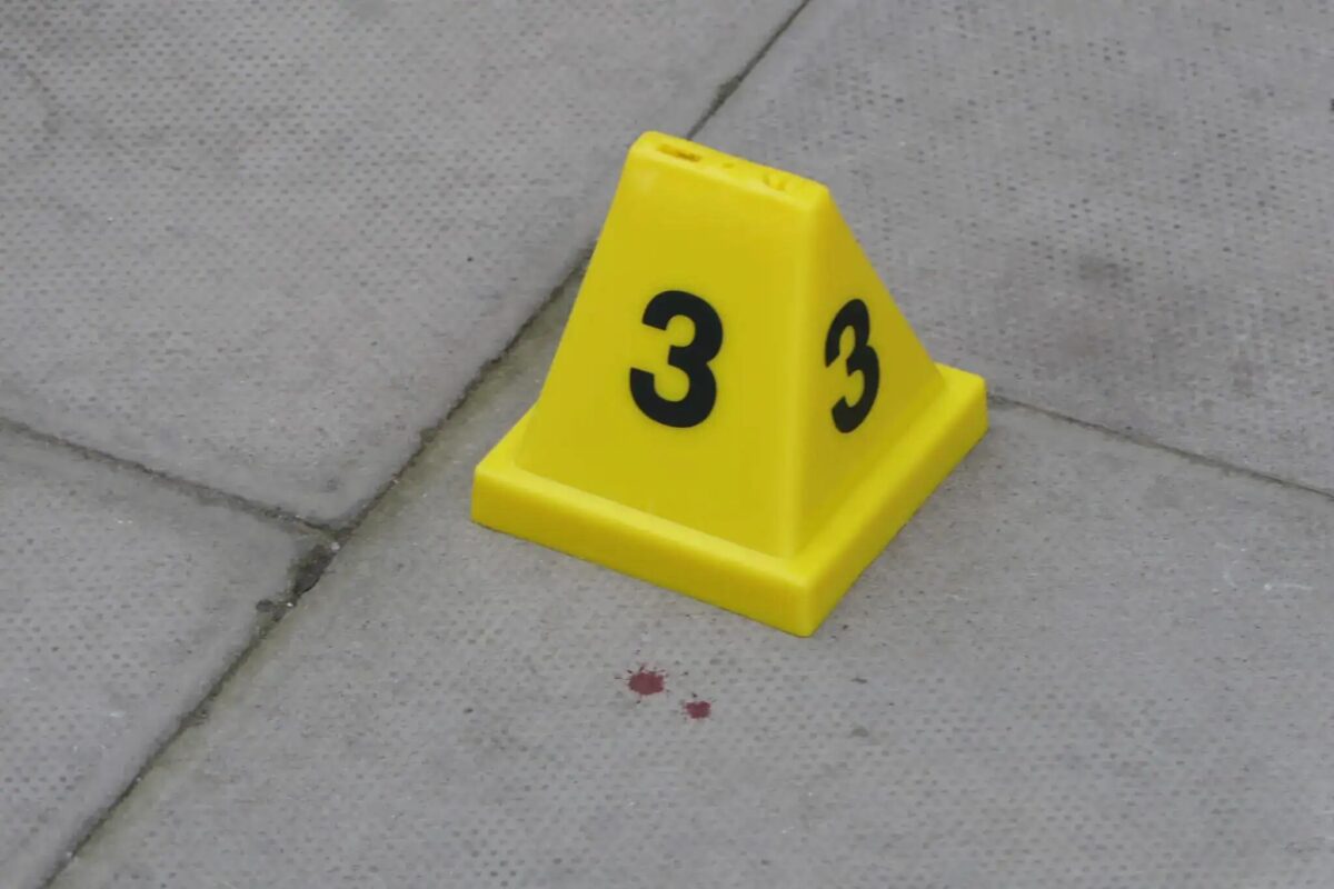 Man in 50s Murdered in Lambeth Flat – Police Arrest Suspect and Urge Witnesses to Come Forward