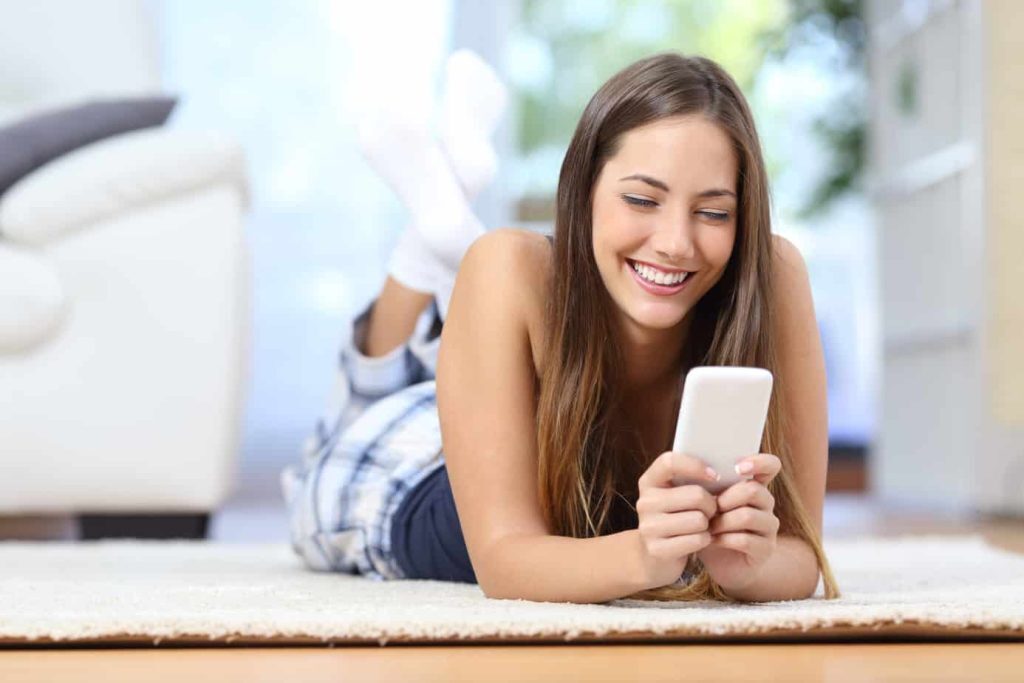 Five Working Flirting Tips For Lesbians: Where Could Online Flirt Bring You?