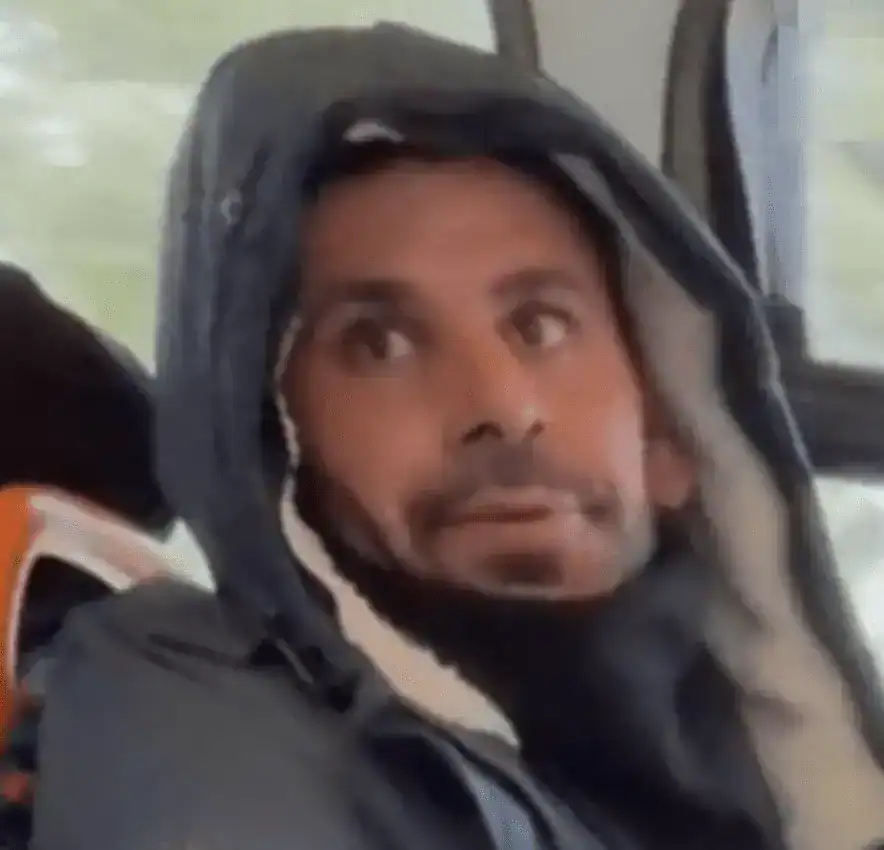 Flasher Caught on Hythe Road Bus CCTV – Police Urge Public to Help Identify Man