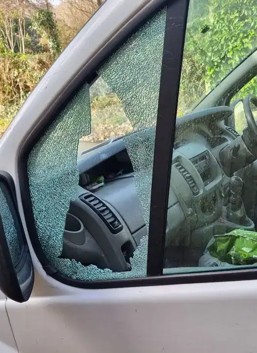 Wealden Police issue advisory after two tool thefts from vans in Uckfield and Crowborough