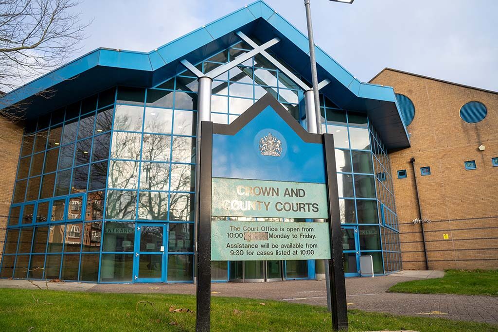 Fake Police Officer  From Essex Is Jailed