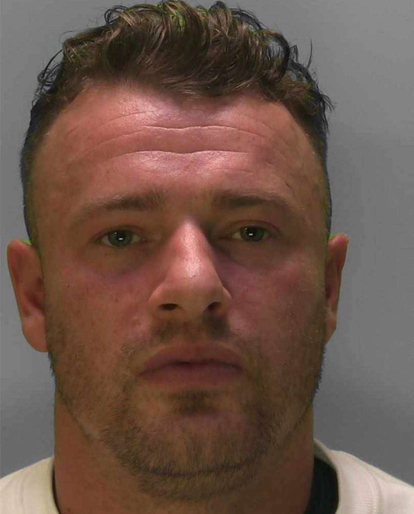 Call 999 If You See This Man Previously Jailed For Grievous Bodily Harm (gbh) With Intent