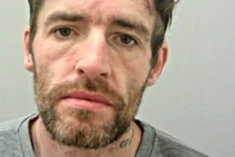  a Robber Who Threatened To Stab Two People In Accrington Was Arrested Within 25 Minutes