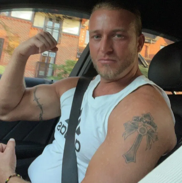 Surrey Police Urgently Seek Muscular Tyson Price with Tattoos Last Seen Near Surrey and Brighton