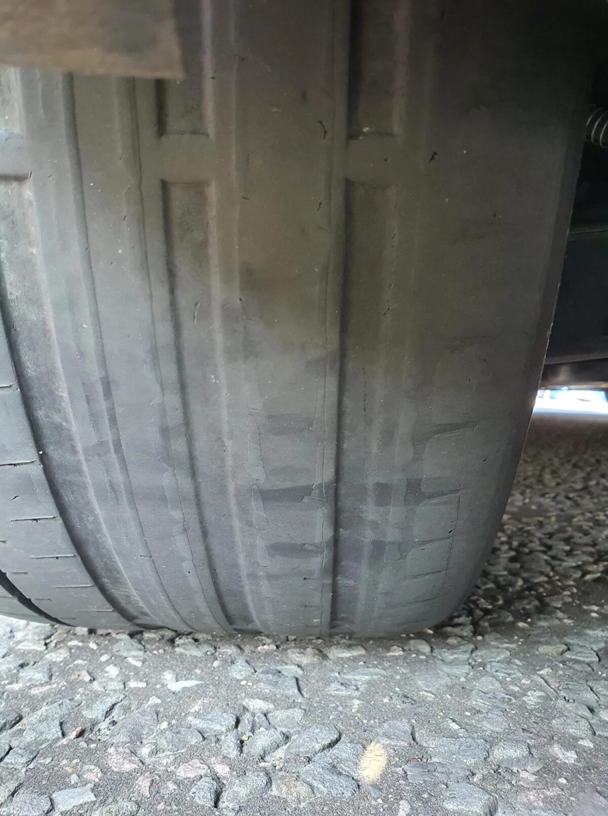 Young driver’s taunting behaviour earns him a hefty fine and points on his licence