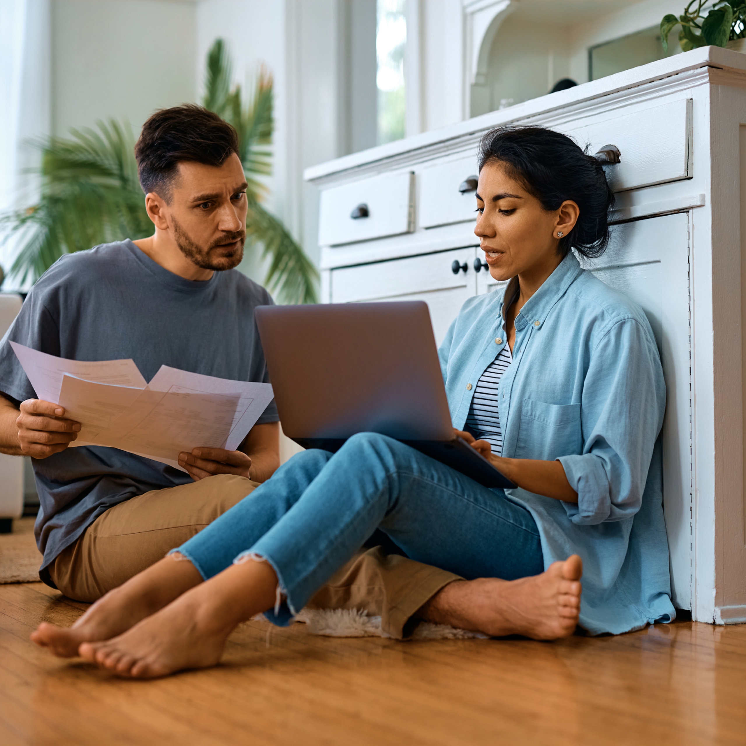 Millions Of Uk Households Struggle With Housing Payments As Interest Rates Rise