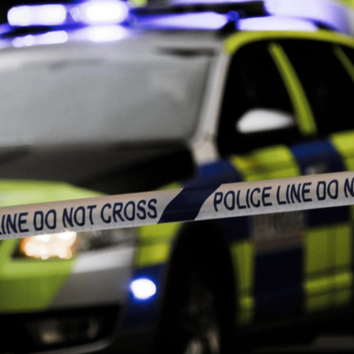 Teen Stabbed in Johnstone Bus Stop Attack as Police Hunt Two Youths in Attempted Murder Probe