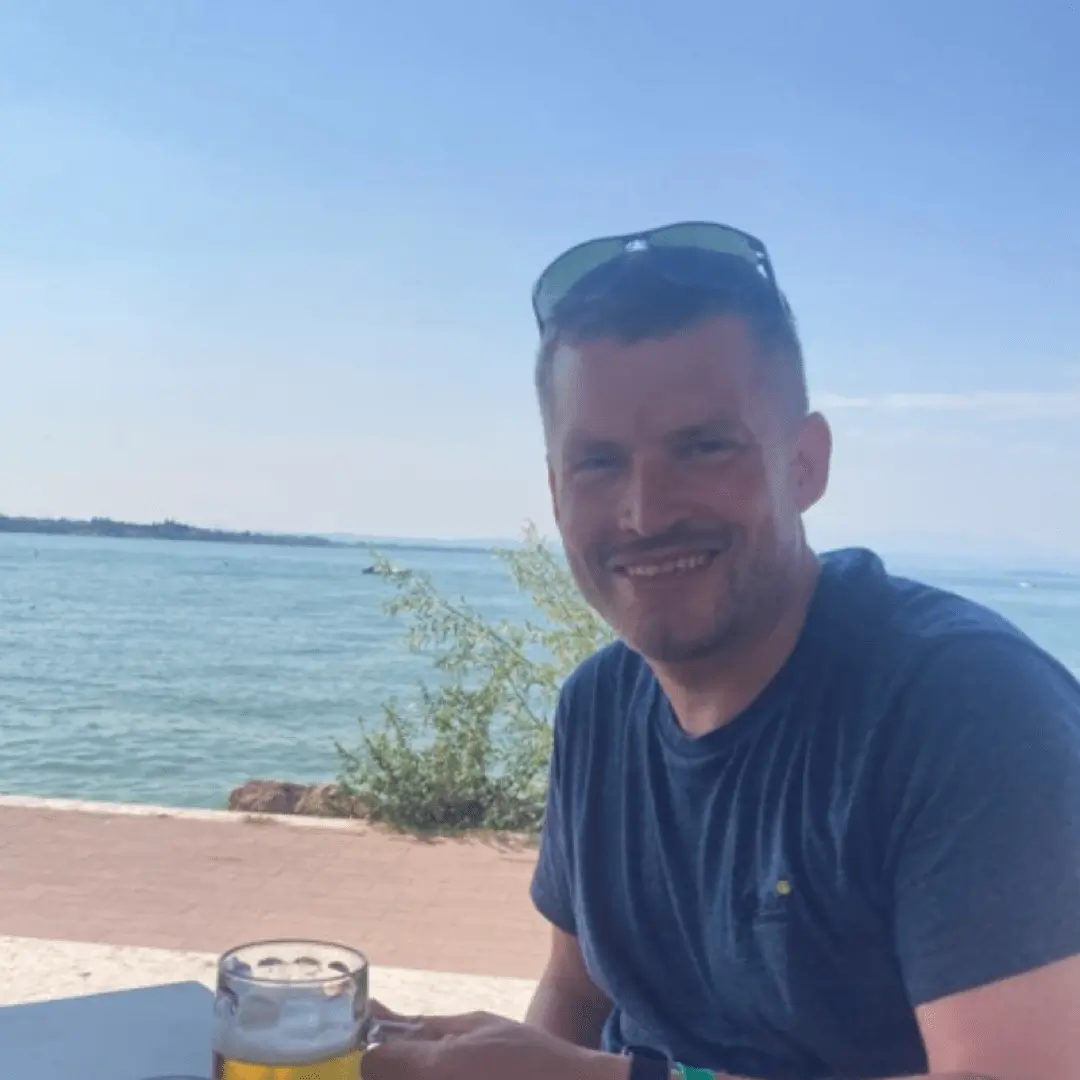 West Midlands Police Sergeant Paul Frear Dies After Smethwick Crash – Community Mourns Hero