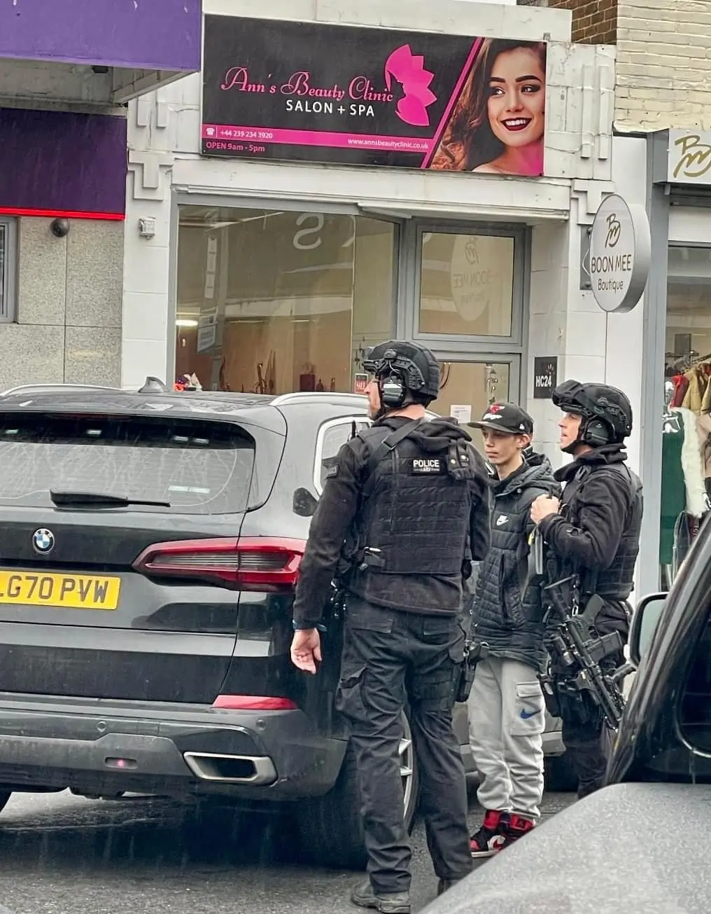 Armed Police called to Penge after reports of a man seen with a gun