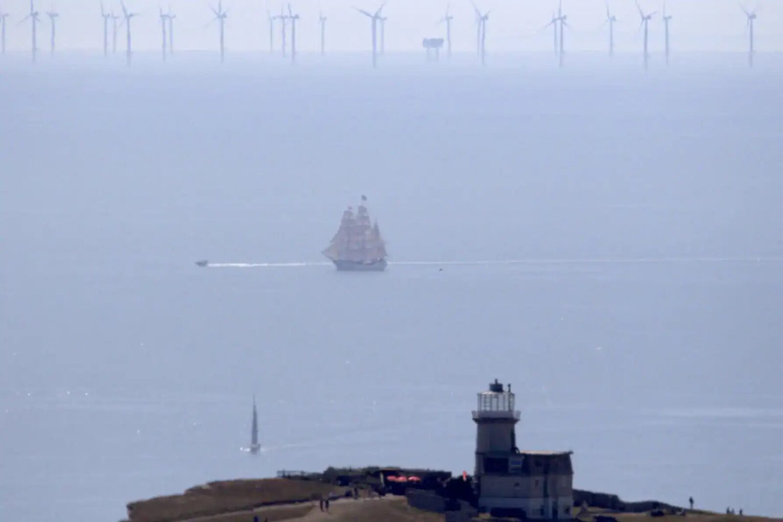Rampion 2 offshore windfarm expansion area almost halved to 90 new turbines