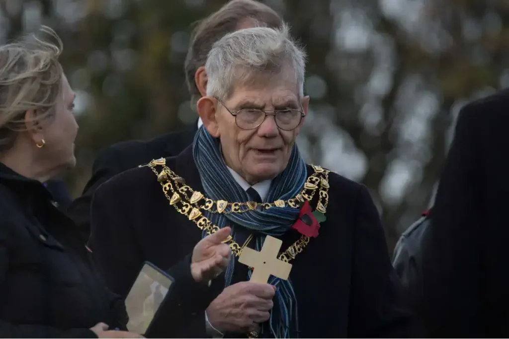 In Pictures - Butts Brow Memorial Remembrance Sunday Service