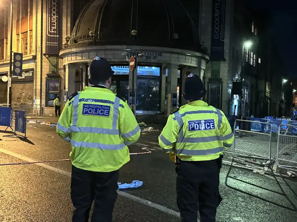 Updated: Major Incident Declared At Brixton O2 Academy Leaving Four People Fighting For Their Lives After 3,000 People Breach The Front Doors Updated: Major Incident Declared At Brixton O2 Academy Leaving Four People Fighting For Their Lives After 3,000 People Breach The Front Doors