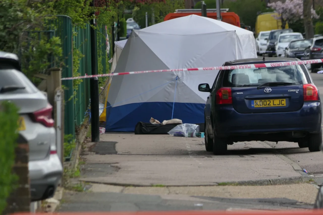 First Pictures From The Murder Scene In Chingford A 17-year-old Boy Was Stabbed To Death