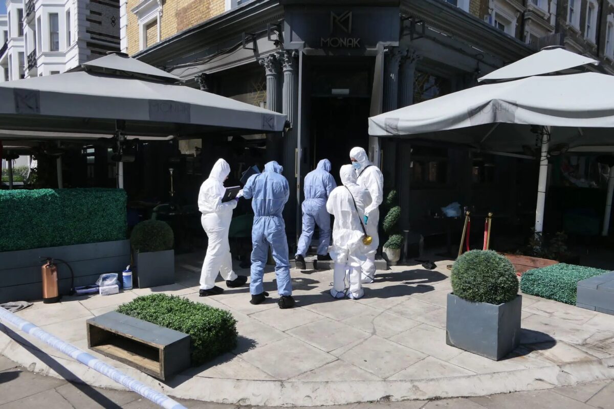 Knife-Wielding Gang Firebomb Famous London Abbey Road Restaurant – Manhunt Launched