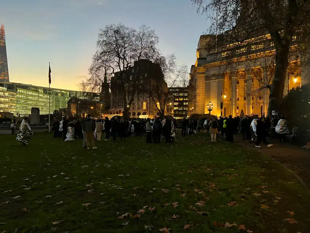 150 People Have Been Evacuated After A Gas Main Ruptured In The City Of London Pouring Gas Into Building 150 People Have Been Evacuated After A Gas Main Ruptured In The City Of London Pouring Gas Into Building