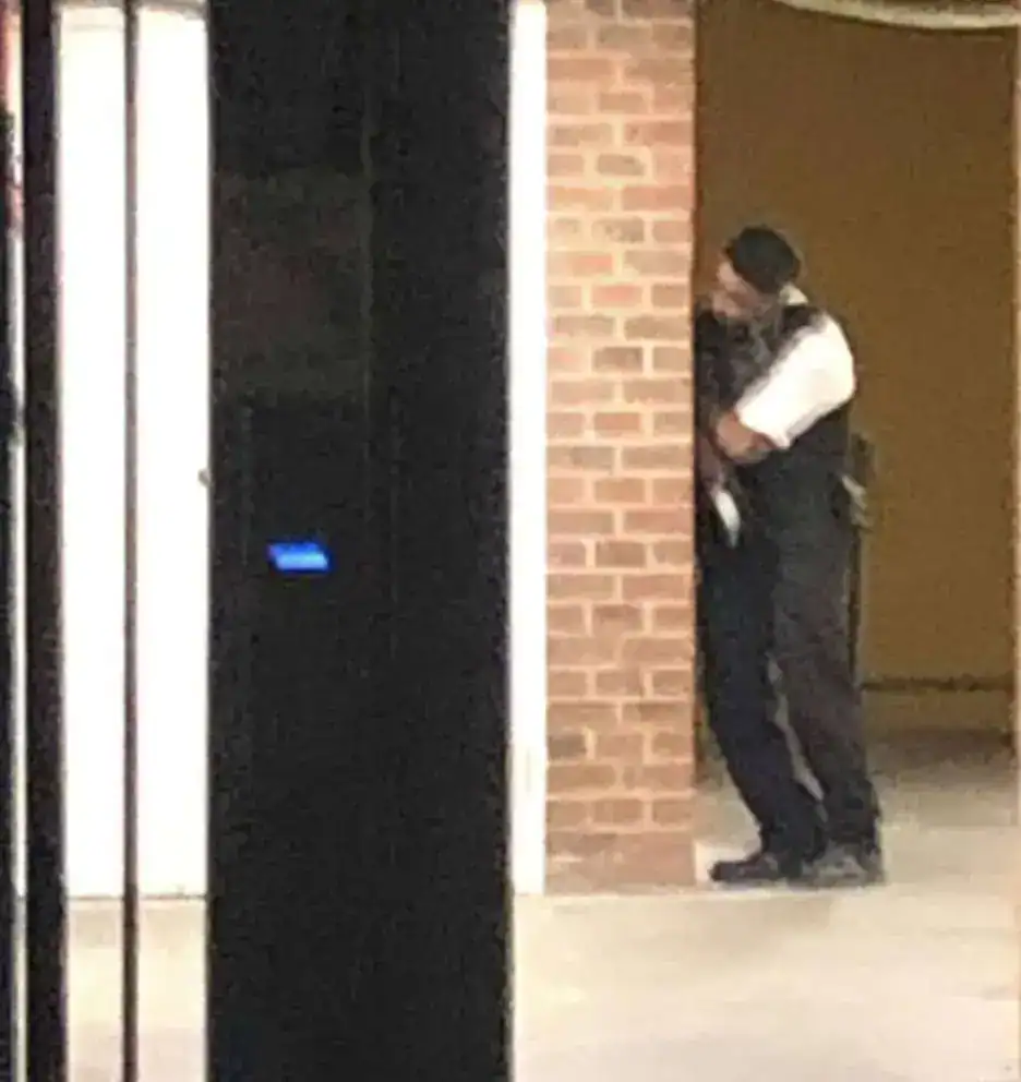 Reports Of Three Met Police Officers Being Stabbed In North London Reports Of Three Met Police Officers Being Stabbed In North London