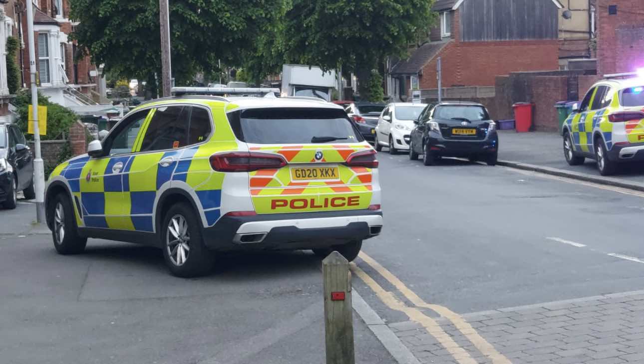Two arrested following stabbing in Folkestone – (ID 525084)