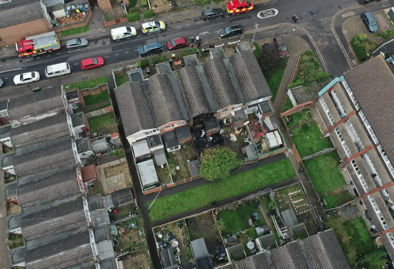 Ten Cats Feared Dead After Fatal Blaze In Brentford Claims Man In His 30 With Second Person Fighting For Their Lives