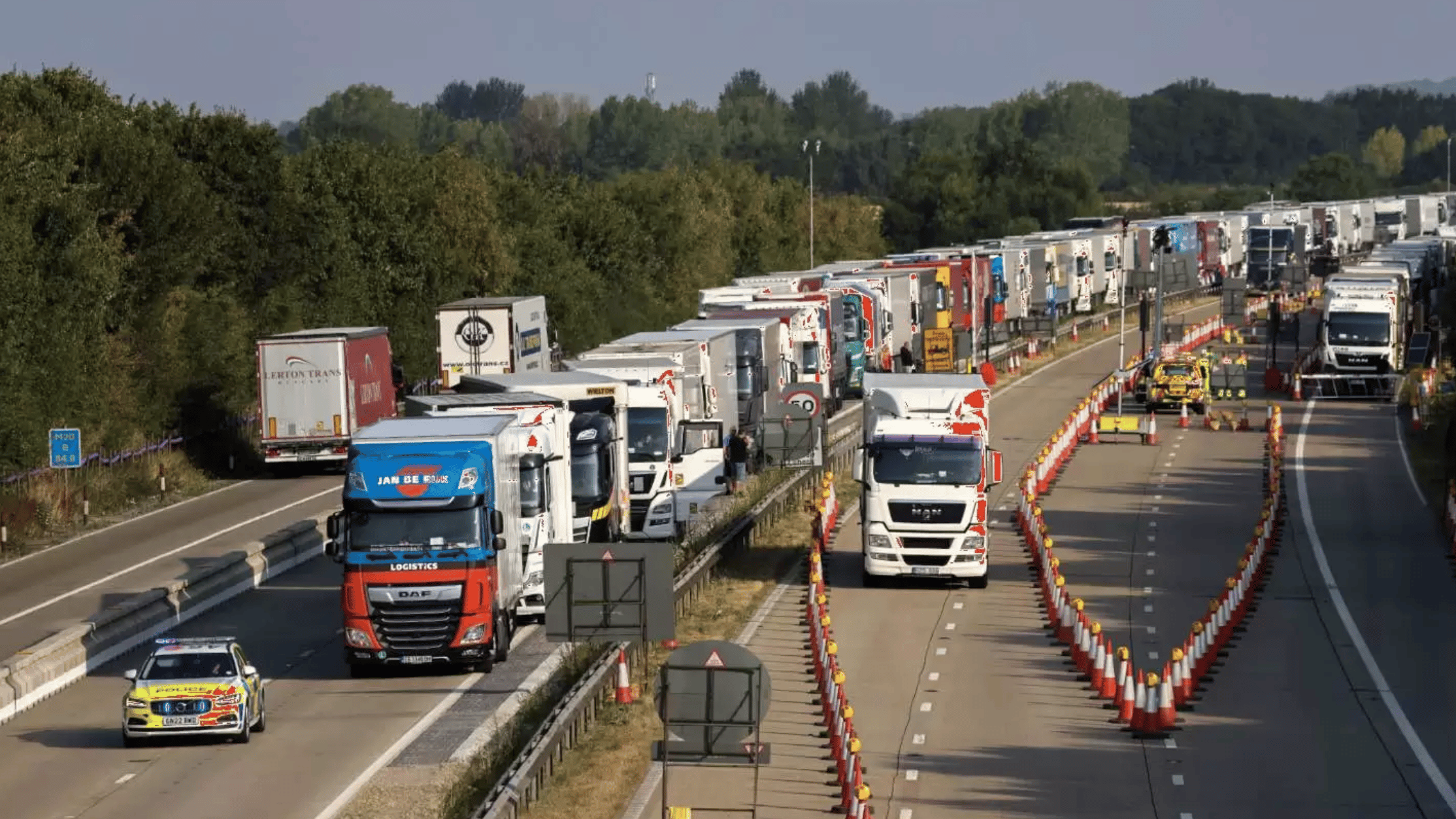 Operation Brock on the M20 will be deactivated at the weekend but restricted speed limit to stay – (ID 549182)