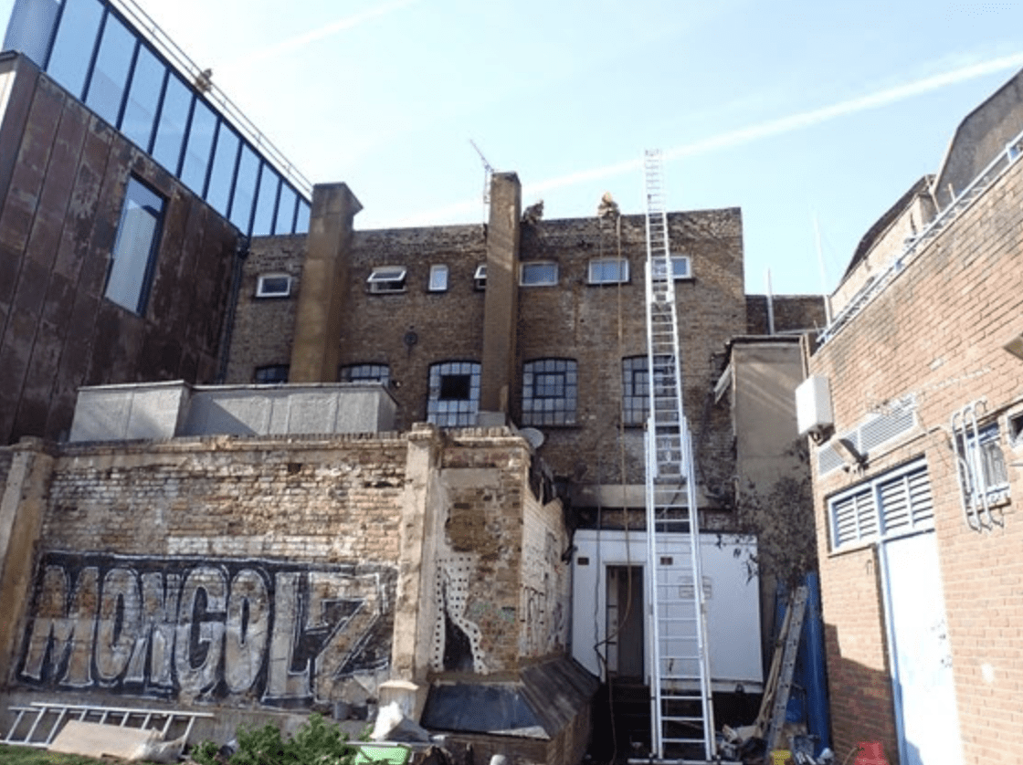 Half Of The Roof Of A First-floor Flat In A Three-storey Building made Up Of A Restaurant And Flats Above Was Damaged By The Fire