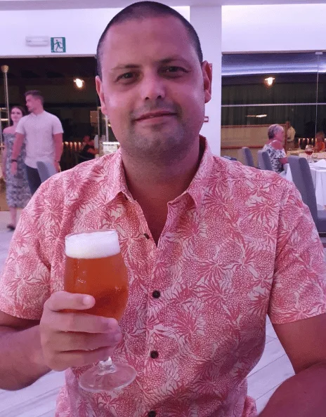 Urgent Appeal: Missing 43-Year-Old John Gray Last Seen Near Waterlooville Pub – Police Seek Help
