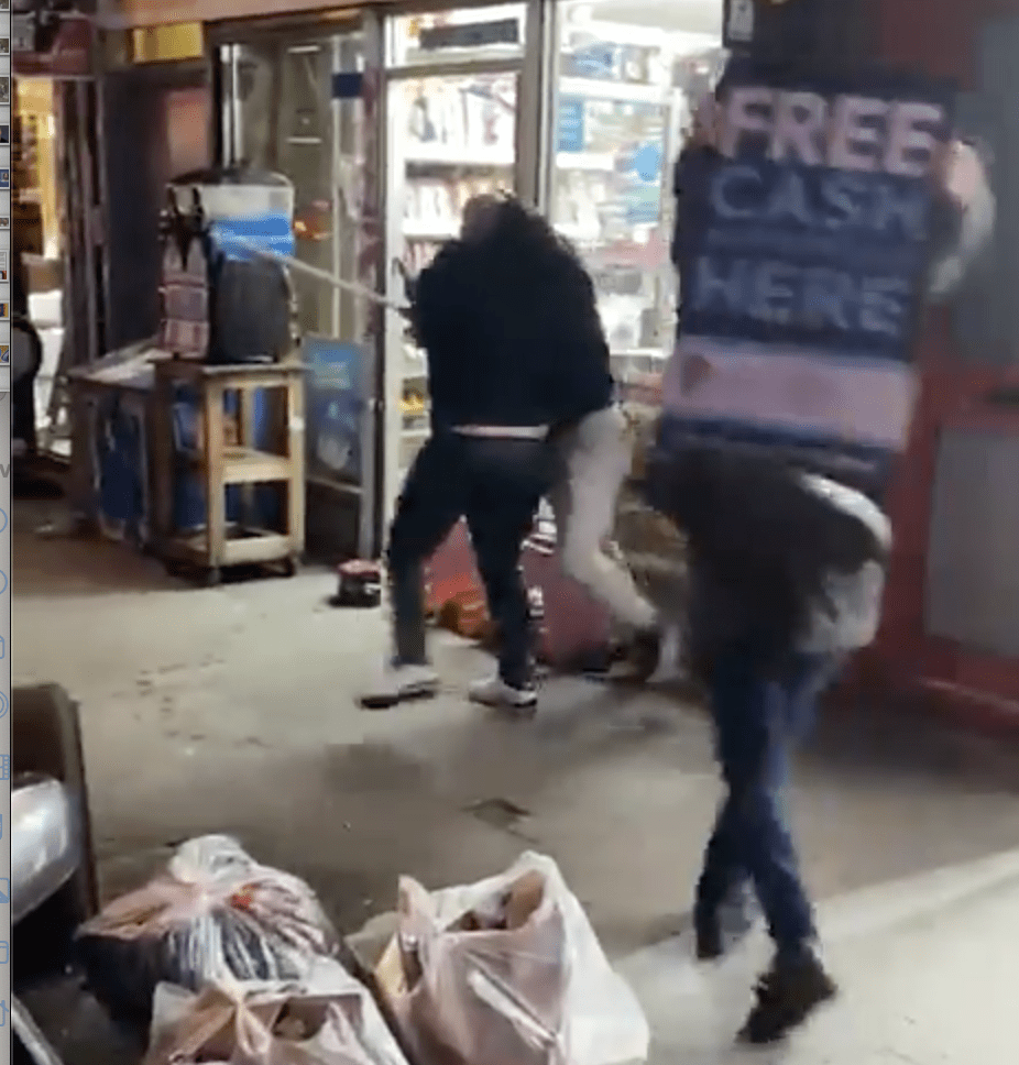 Limehouse Brawl: Police  Were Called To A Street Brawl Involving Weapons In East London