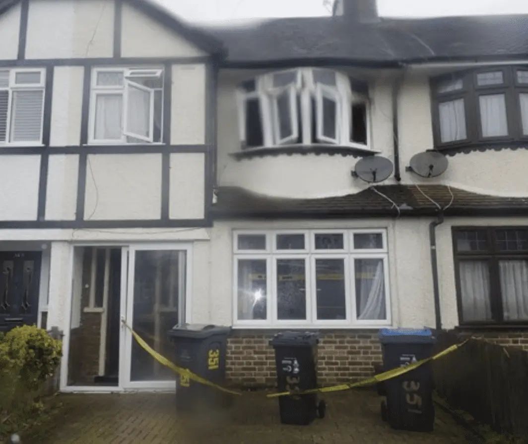 Smoking Negligence Sparks Fire at New Cross Gate Flat – Four Fire Engines Rush to Billington Road Blaze