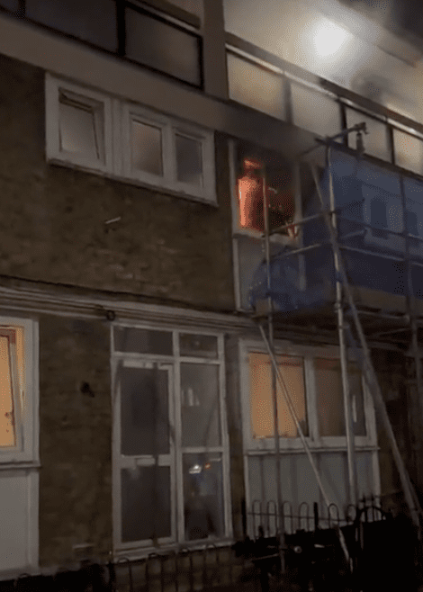 Four Fire Engines And Around 25 Firefighters Tackled A Maisonette Fire On Ben Johnson Road In Stepney