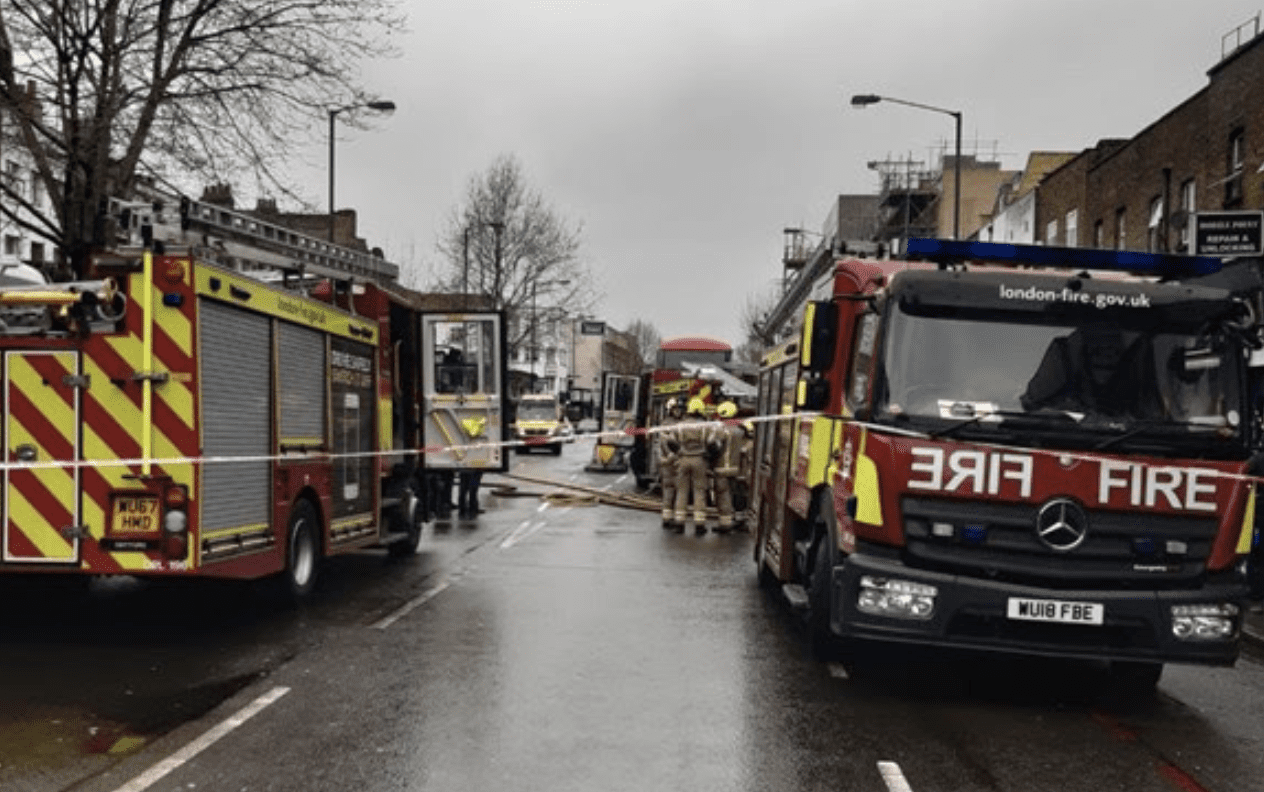 Six Fire Engines And Around 40 Firefighters Have Tackled A Flat Fire On Old Kent Road