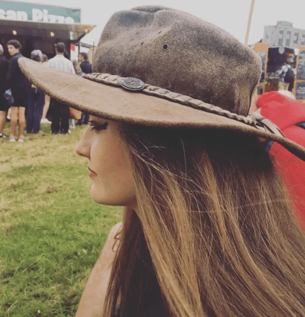 Friends Of An 18-year-old Girl Who Died In A Car Accident Have Left Her Heartfelt Messages On Social Media