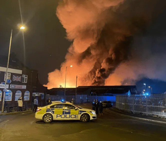 Major Incident as 150 Firefighters Tackle Huge Factory Blaze in Wolverhampton
