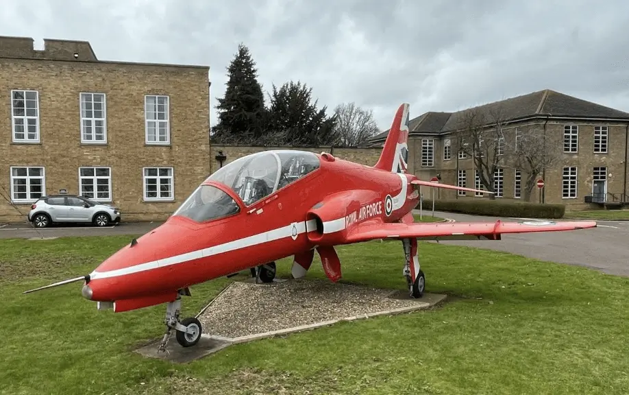 Red Arrows' 'gate Guardian' Sold At A Specialist Auction