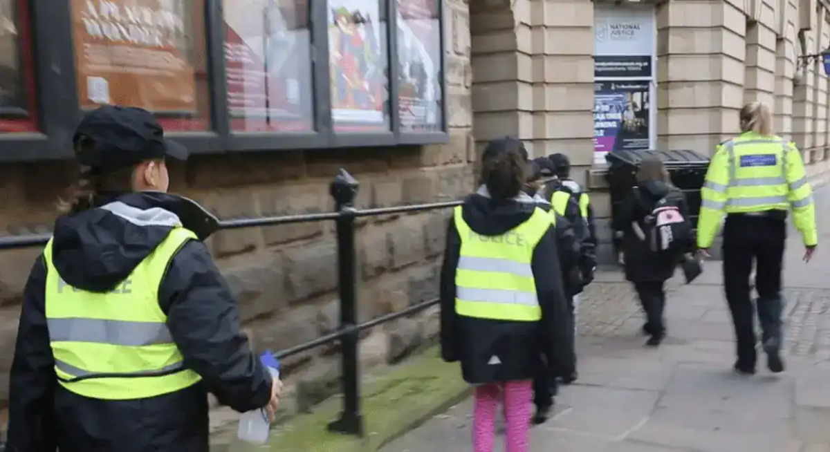 Mini Police from Rosslyn Primary Face Harsh Reality of Knife Crime at Nottingham’s Justice Museum Exhibition
